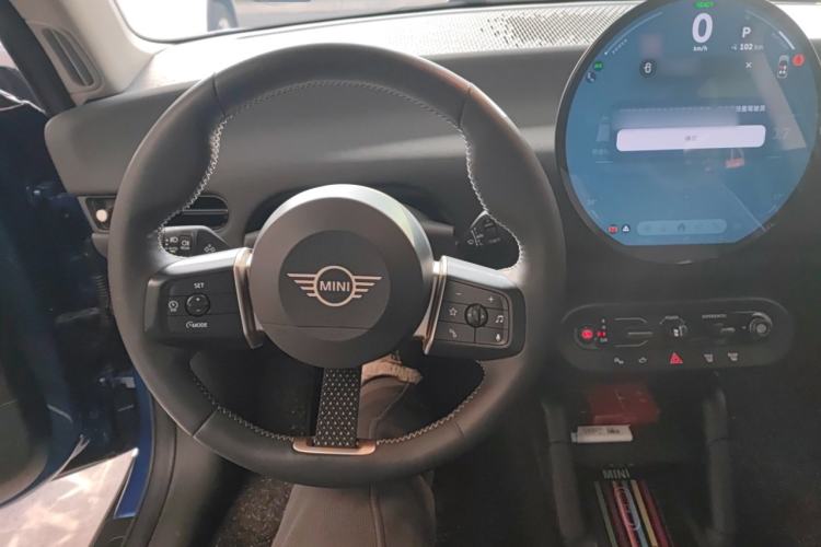 Used MINI Electric COOPER 2024 456km COOPER E Classic Edition Steering Wheel
