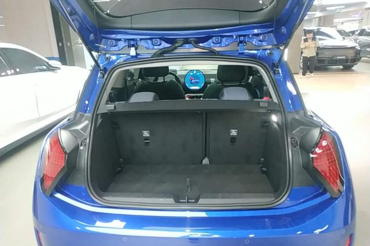 Used MINI Electric COOPER 2024 452km COOPER SE Artist Trunk