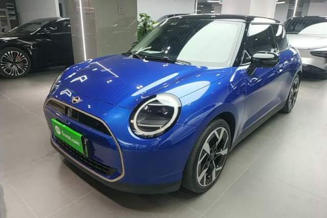 Used MINI Electric COOPER 2024 452km COOPER SE Artist