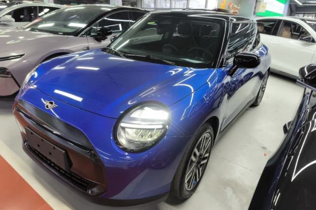 Used MINI Electric COOPER 2024 456km COOPER E Classic Edition