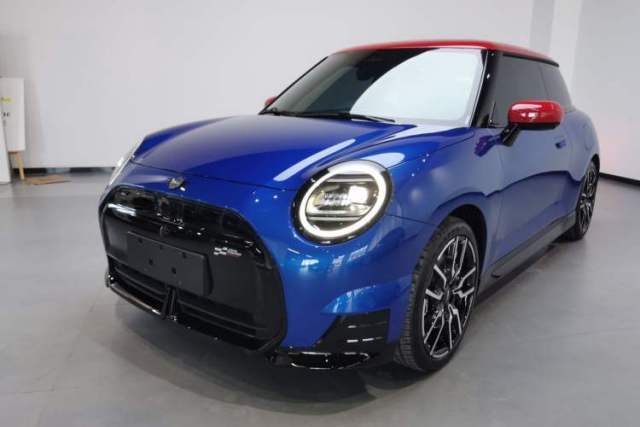 Used MINI Electric COOPER 2024 452km COOPER SE 1/65 Limited Edition