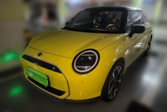 Used MINI Electric COOPER 2024 452km COOPER SE Artist
