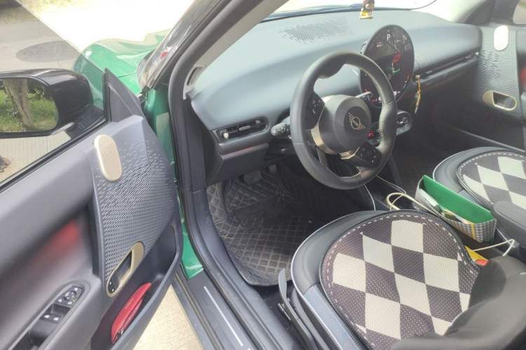 Used MINI Electric COOPER 2024 456km COOPER E Classic Edition Driver Seat
