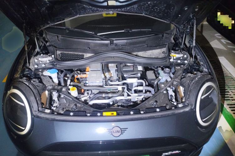 Used MINI Electric COOPER 2024 452km COOPER SE Racing Driver Engine Bay