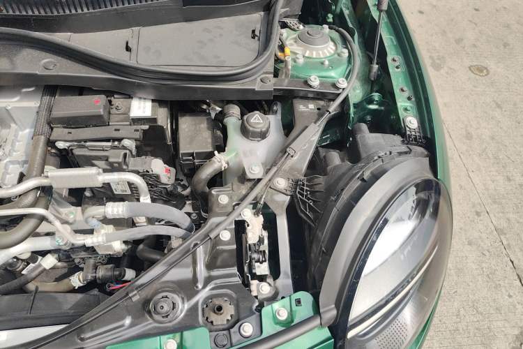 Used MINI Electric COOPER 2024 456km COOPER E Classic Edition Engine Bay Left