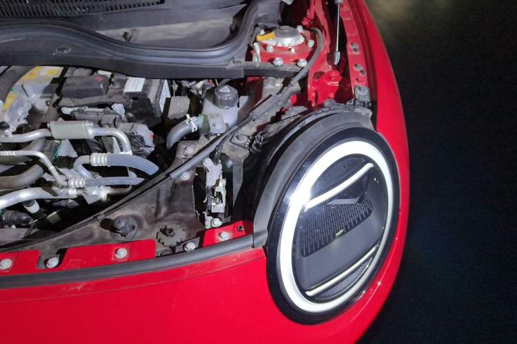 Used MINI Electric COOPER 2024 452km COOPER SE Artist Engine Bay Left