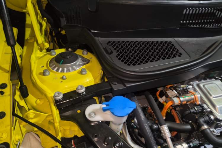 Used MINI Electric COOPER 2024 452km COOPER SE Artist Engine Bay Right