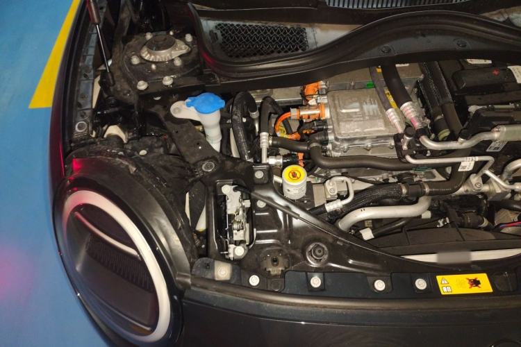 Used MINI Electric COOPER 2024 452km COOPER SE Racing Driver Engine Bay Right