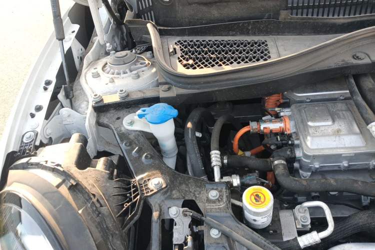 Used MINI Electric COOPER 2024 456km COOPER E Classic Edition Engine Bay Right