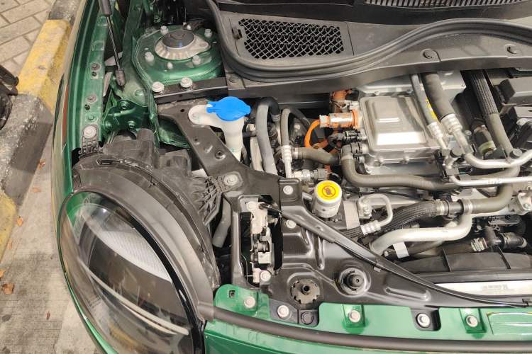 Used MINI Electric COOPER 2024 456km COOPER E Classic Edition Engine Bay Right