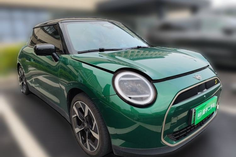 Used MINI Electric COOPER 2024 452km COOPER SE Artist Front Right 45 Deg
