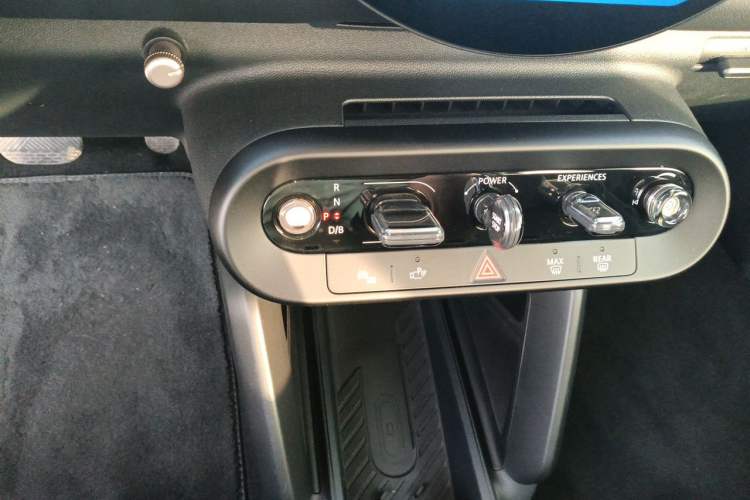 Used MINI Electric COOPER 2024 456km COOPER E Classic Edition Gear Lever