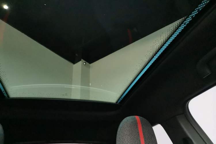 Used MINI Electric COOPER 2024 452km COOPER SE 1/65 Limited Edition Headliner