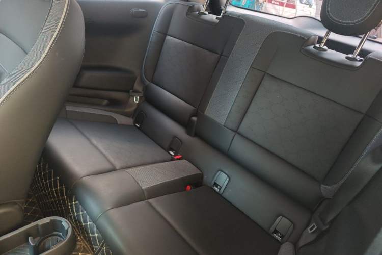 Used MINI Electric COOPER 2024 456km COOPER E Classic Edition Left Rear Seat
