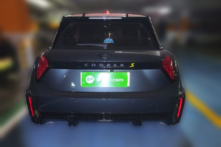 Used MINI Electric COOPER 2024 452km COOPER SE Racing Driver Rear