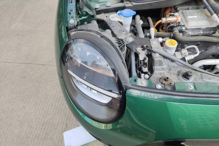 Used MINI Electric COOPER 2024 456km COOPER E Classic Edition Right Front Headlight