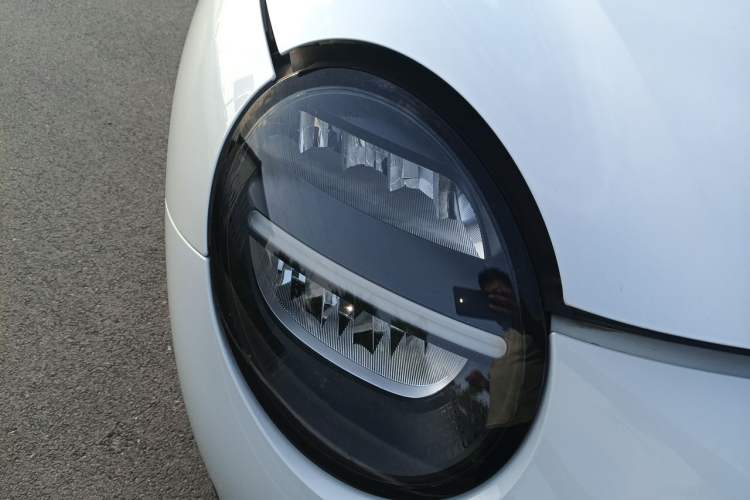 Used MINI Electric COOPER 2024 456km COOPER E Classic Edition Right Front Headlight