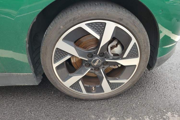 Used MINI Electric COOPER 2024 452km COOPER SE Artist Right Front Wheel Hub