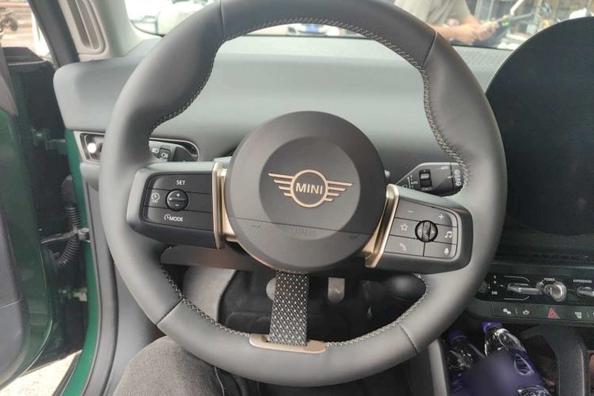 Used MINI Electric COOPER 2024 456km COOPER E Classic Edition Steering Wheel