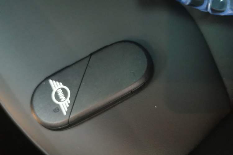 Used MINI Electric COOPER 2024 452km COOPER SE 1/65 Limited Edition Vehicle Key