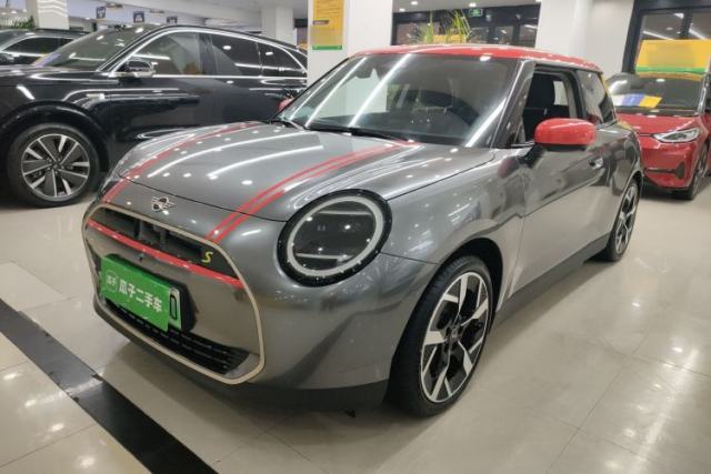 Used MINI Electric COOPER 2024 452km COOPER SE Artist