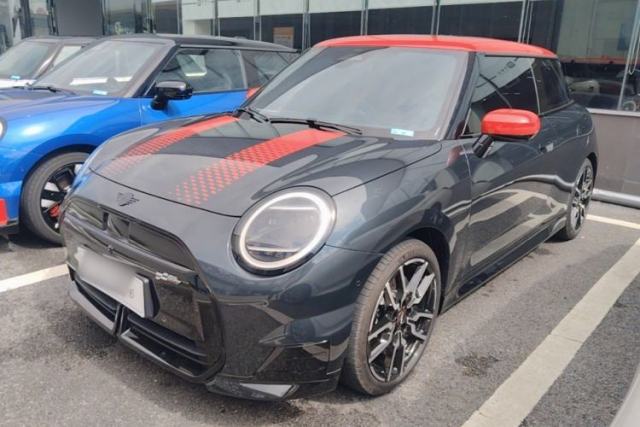 Used MINI Electric COOPER 2024 452km COOPER SE Racing Driver