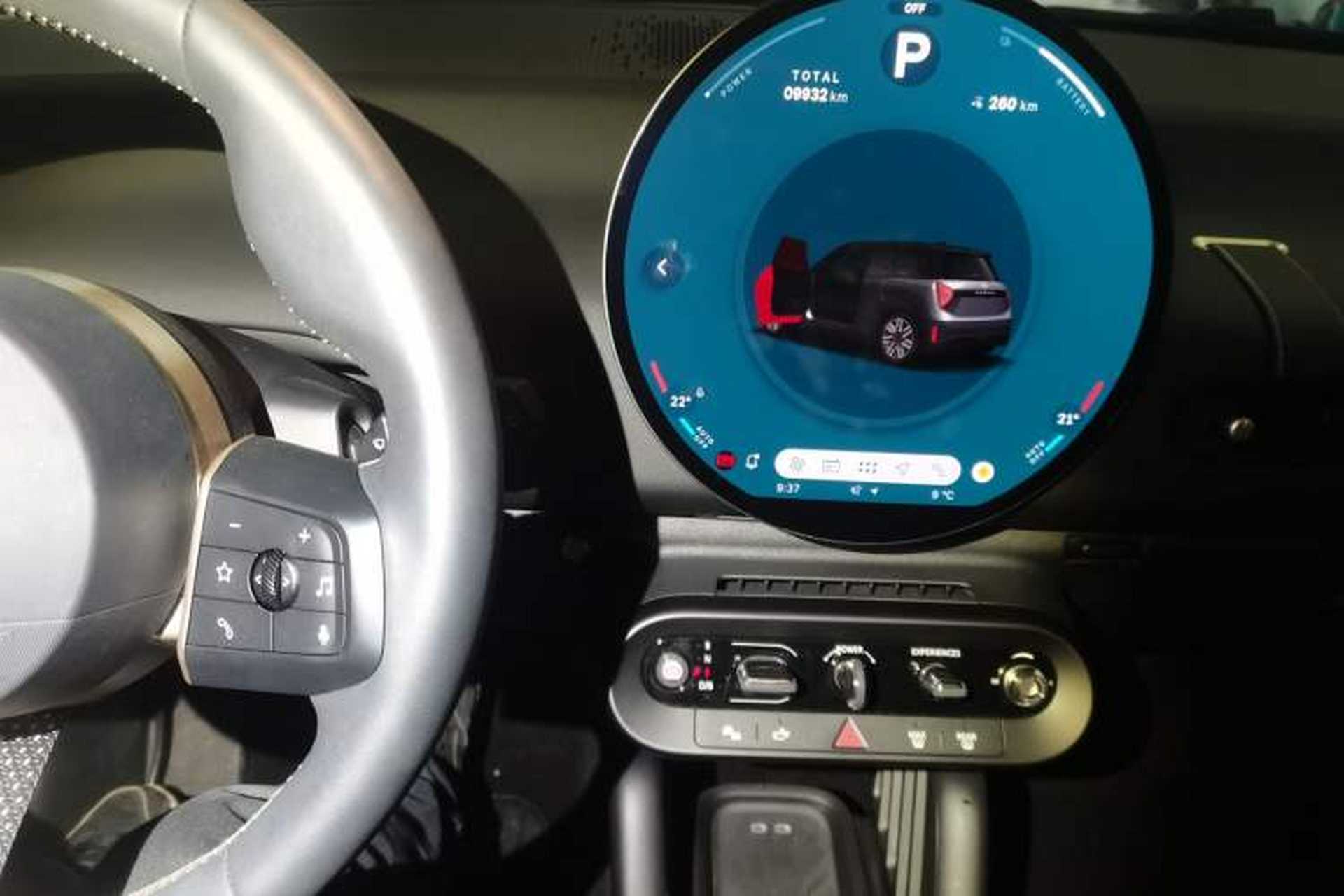 Used MINI Electric COOPER 2024 456km COOPER E Classic Edition Audio And AC Panel