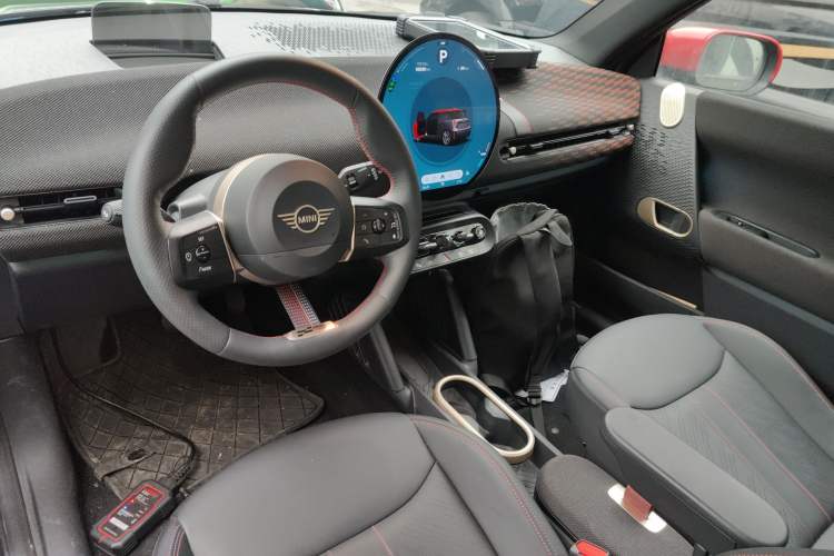 Used MINI Electric COOPER 2024 452km COOPER SE Racing Driver Center Console