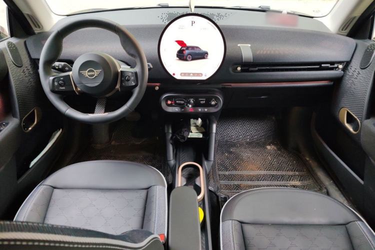 Used MINI Electric COOPER 2024 452km COOPER SE Artist Center Console