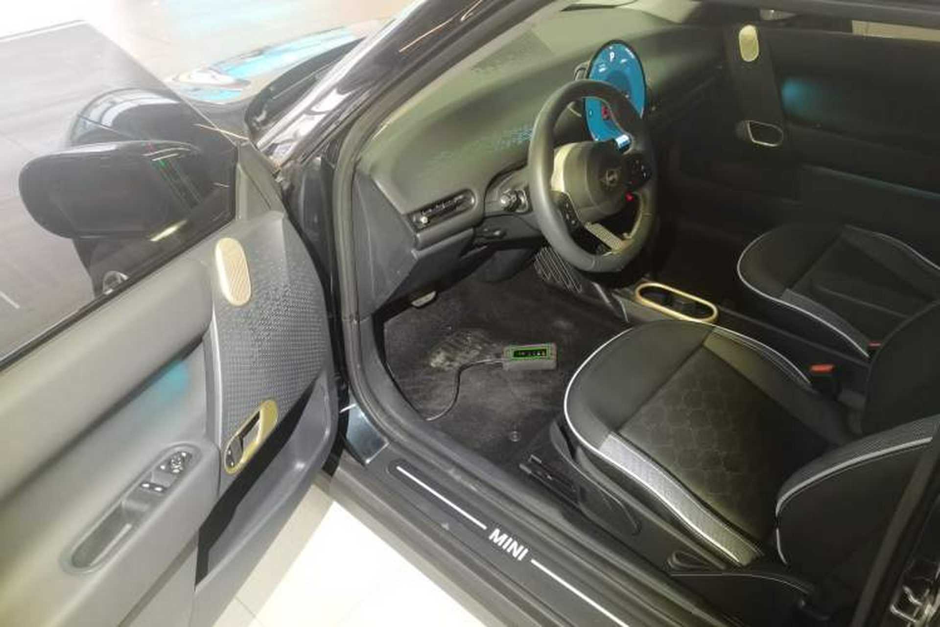 Used MINI Electric COOPER 2024 456km COOPER E Classic Edition Driver Seat