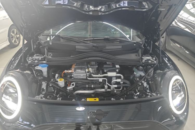Used MINI Electric COOPER 2024 452km COOPER SE Racing Driver Engine Bay