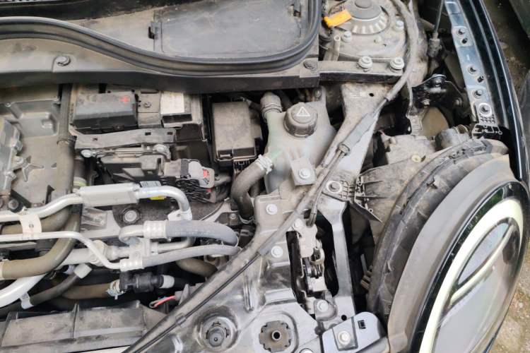 Used MINI Electric COOPER 2024 452km COOPER SE Artist Engine Bay Left