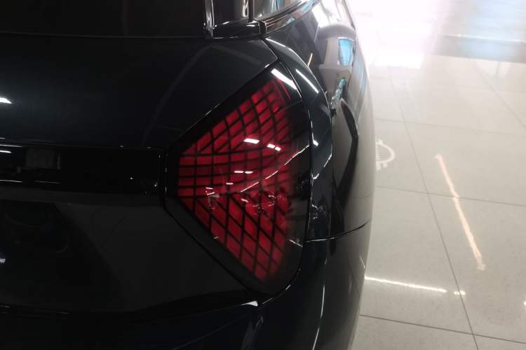 Used MINI Electric COOPER 2024 456km COOPER E Classic Edition Exterior 3