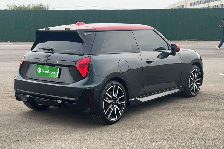 Used MINI Electric COOPER 2024 452km COOPER SE Racing Driver Exterior 3