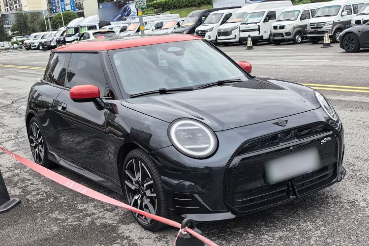 Used MINI Electric COOPER 2024 452km COOPER SE Racing Driver Exterior 4