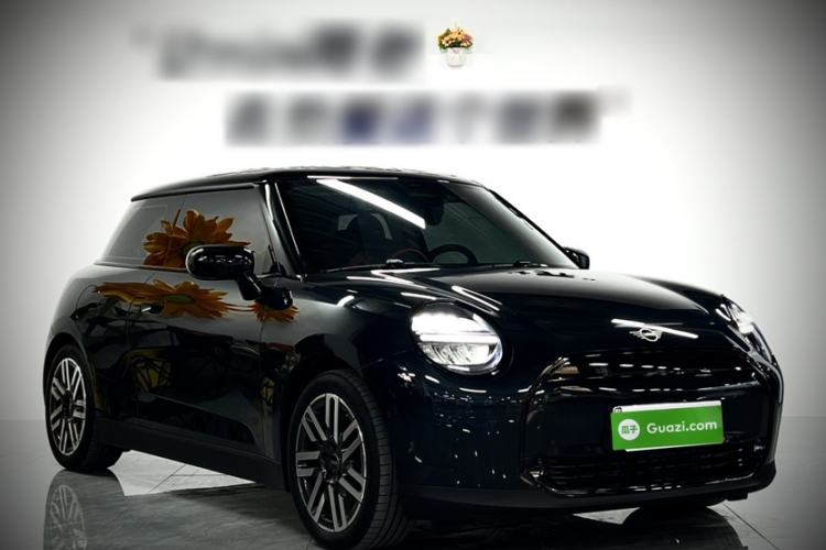 Used MINI Electric COOPER 2024 456km COOPER E Classic Edition Exterior 4