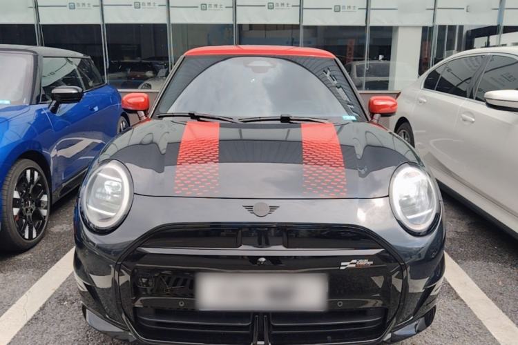 Used MINI Electric COOPER 2024 452km COOPER SE Racing Driver Front