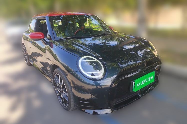 Used MINI Electric COOPER 2024 452km COOPER SE Racing Driver Front Right 45 Deg