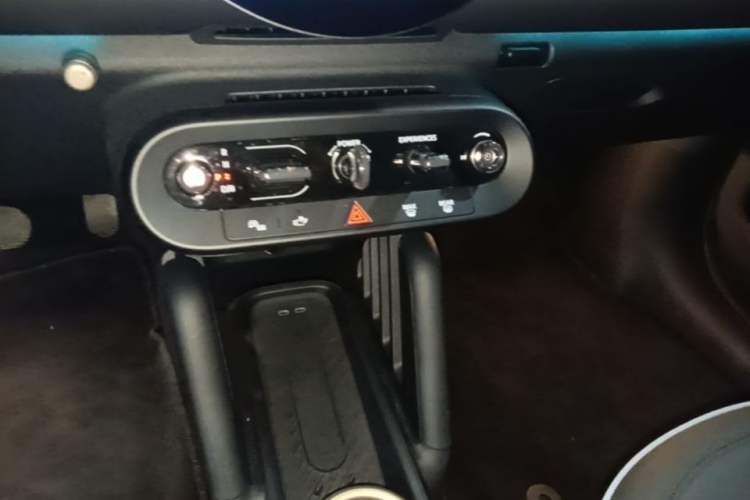 Used MINI Electric COOPER 2024 456km COOPER E Classic Edition Gear Lever