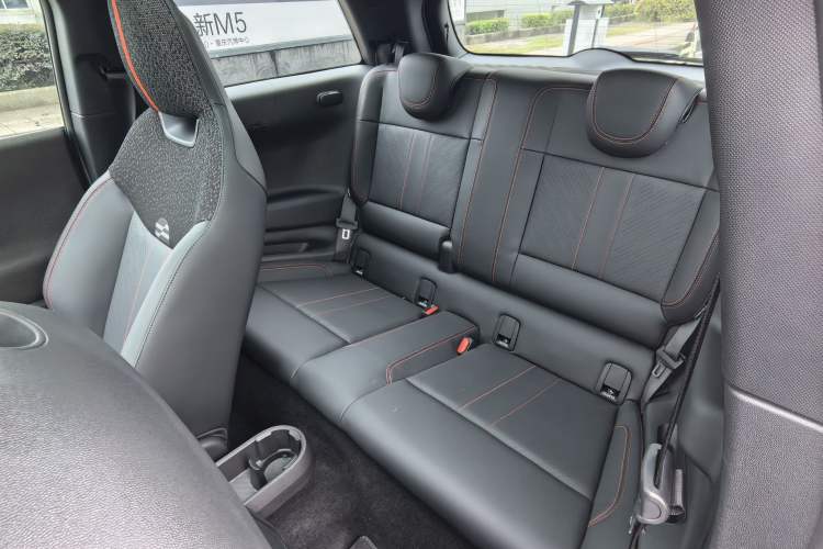 Used MINI Electric COOPER 2024 452km COOPER SE Racing Driver Interior 2