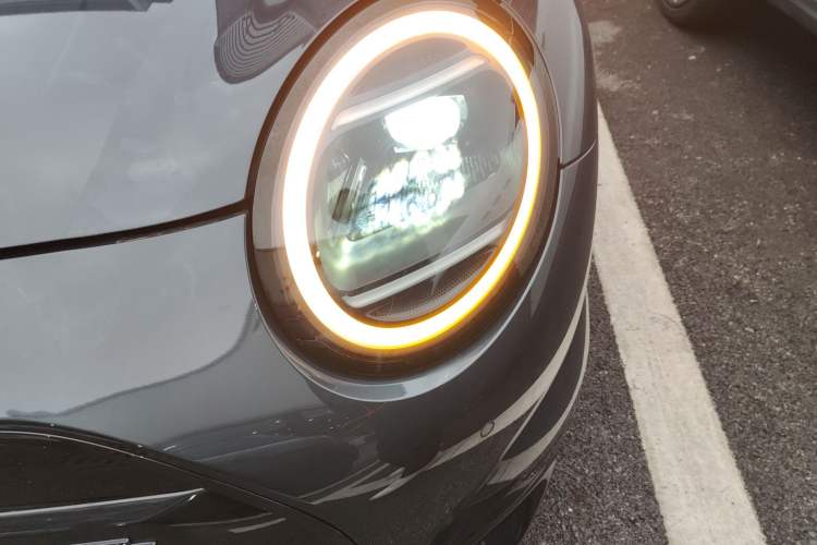 Used MINI Electric COOPER 2024 452km COOPER SE Racing Driver Left Front Headlight