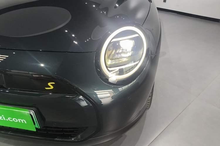 Used MINI Electric COOPER 2024 452km COOPER SE Artist Left Front Headlight