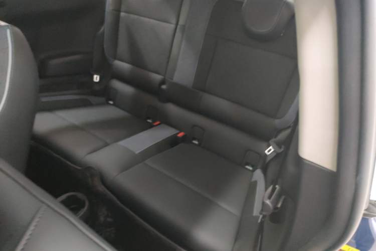 Used MINI Electric COOPER 2024 452km COOPER SE Artist Left Rear Seat