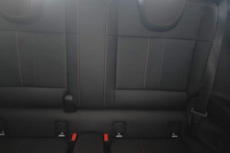 Used MINI Electric COOPER 2024 452km COOPER SE Racing Driver Left Rear Seat