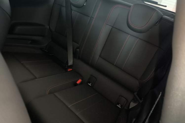 Used MINI Electric COOPER 2024 452km COOPER SE Racing Driver Left Rear Seat