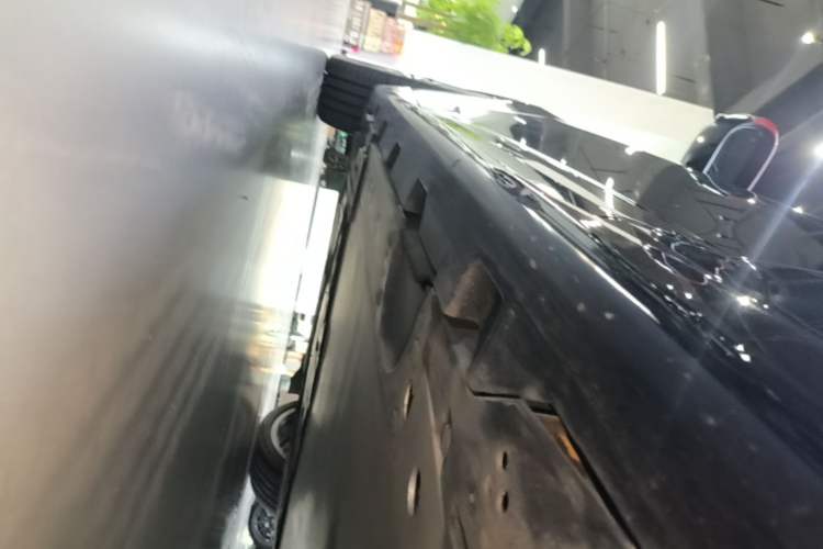 Used MINI Electric COOPER 2024 452km COOPER SE Racing Driver Left Side Sill