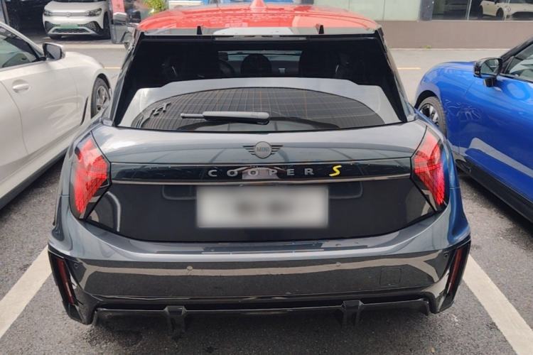 Used MINI Electric COOPER 2024 452km COOPER SE Racing Driver Rear