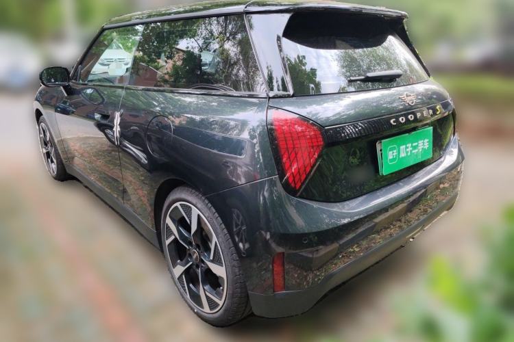Used MINI Electric COOPER 2024 452km COOPER SE Artist Rear Left 45 Deg