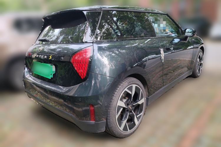 Used MINI Electric COOPER 2024 452km COOPER SE Artist Rear Right 45 Deg