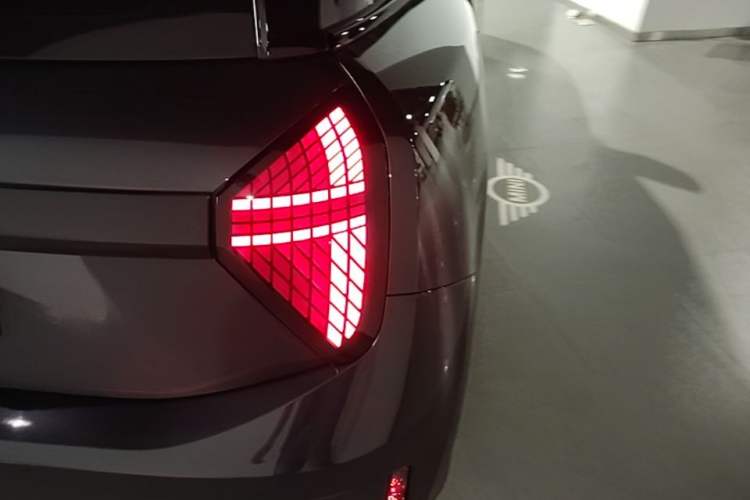 Used MINI Electric COOPER 2024 452km COOPER SE Artist Right Rear Taillight